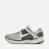 Womens Nike Zoom Vomero 5 Women's